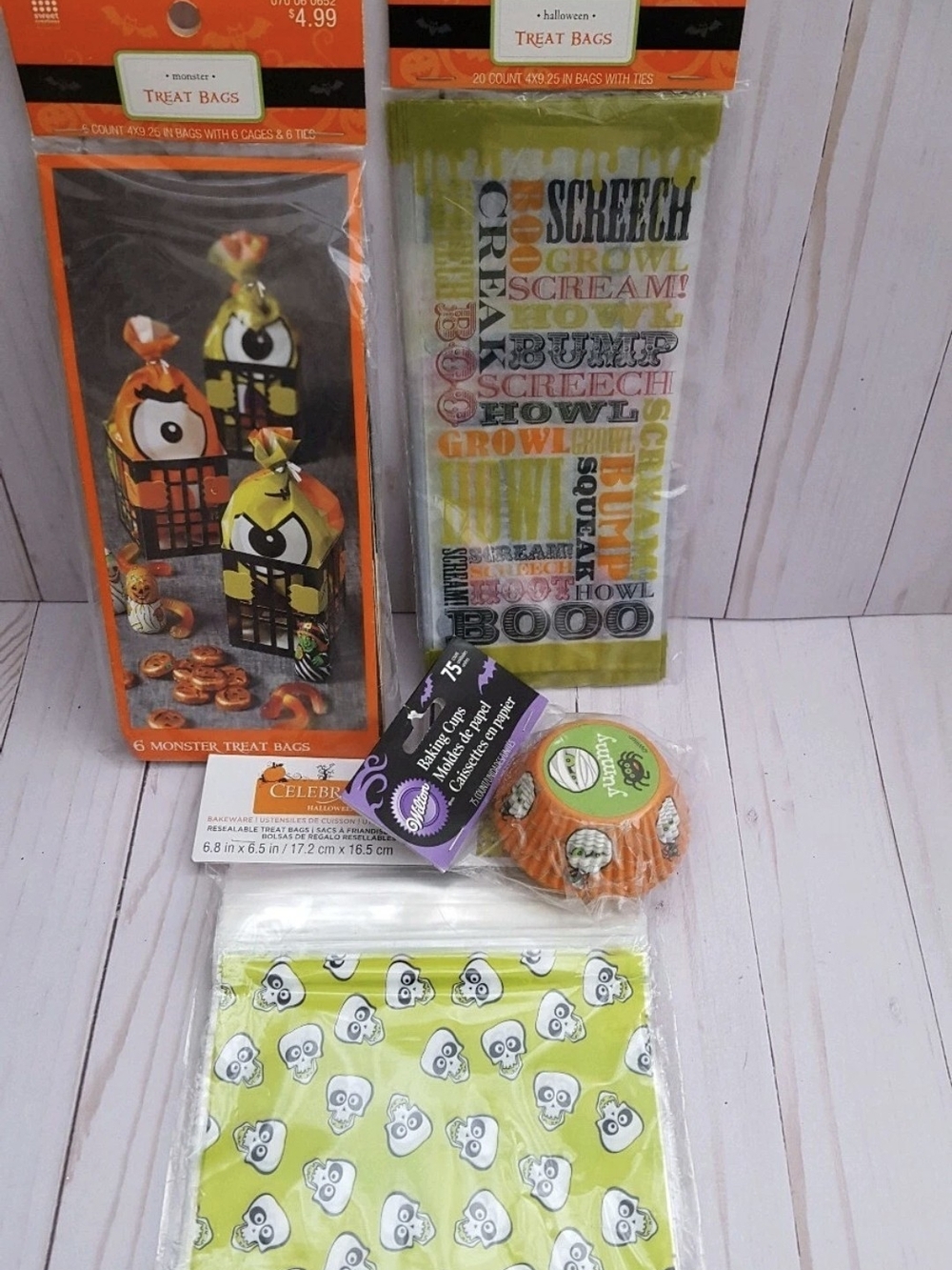 Halloween treat bags and baking cups 3 types of treat bags C3